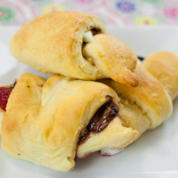 Stuffed Dessert Croissants – Craft Box Girls